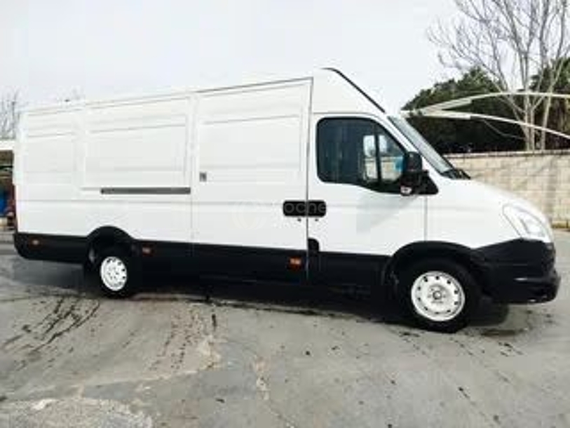 Foto del IVECO Daily Furgón 35C11 V 4100L H3 Tor 19.6 106