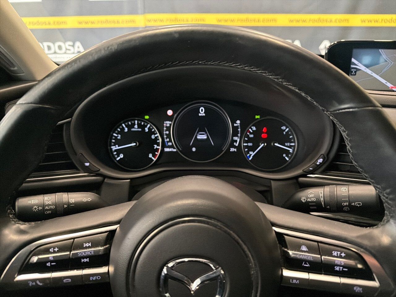 Foto del MAZDA CX-30 2.0 Skyactiv-G Zenith Safety Sin Pack Bose Aut. 90kW