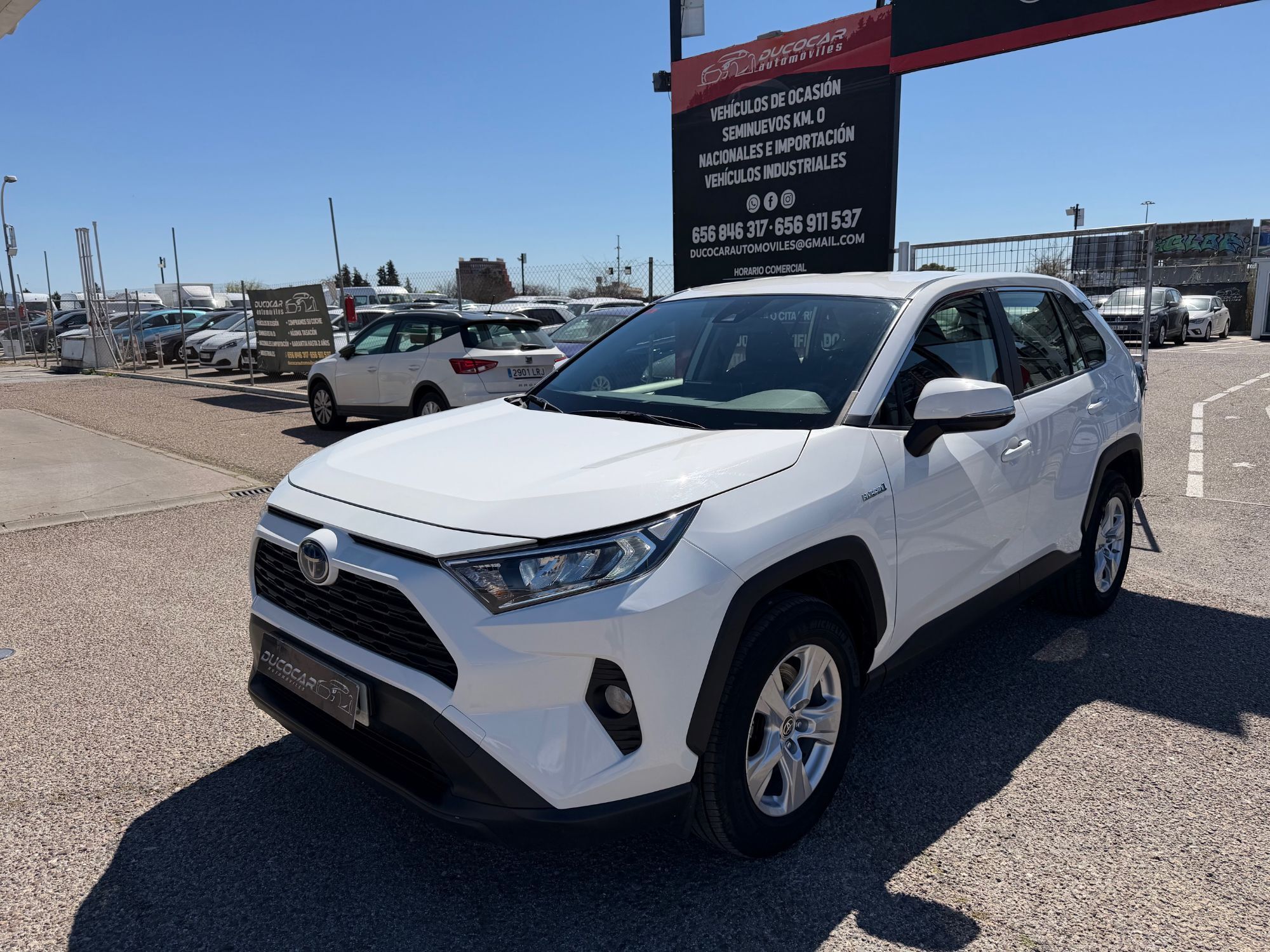 Foto del TOYOTA RAV-4 2.5 hybrid 4WD Business