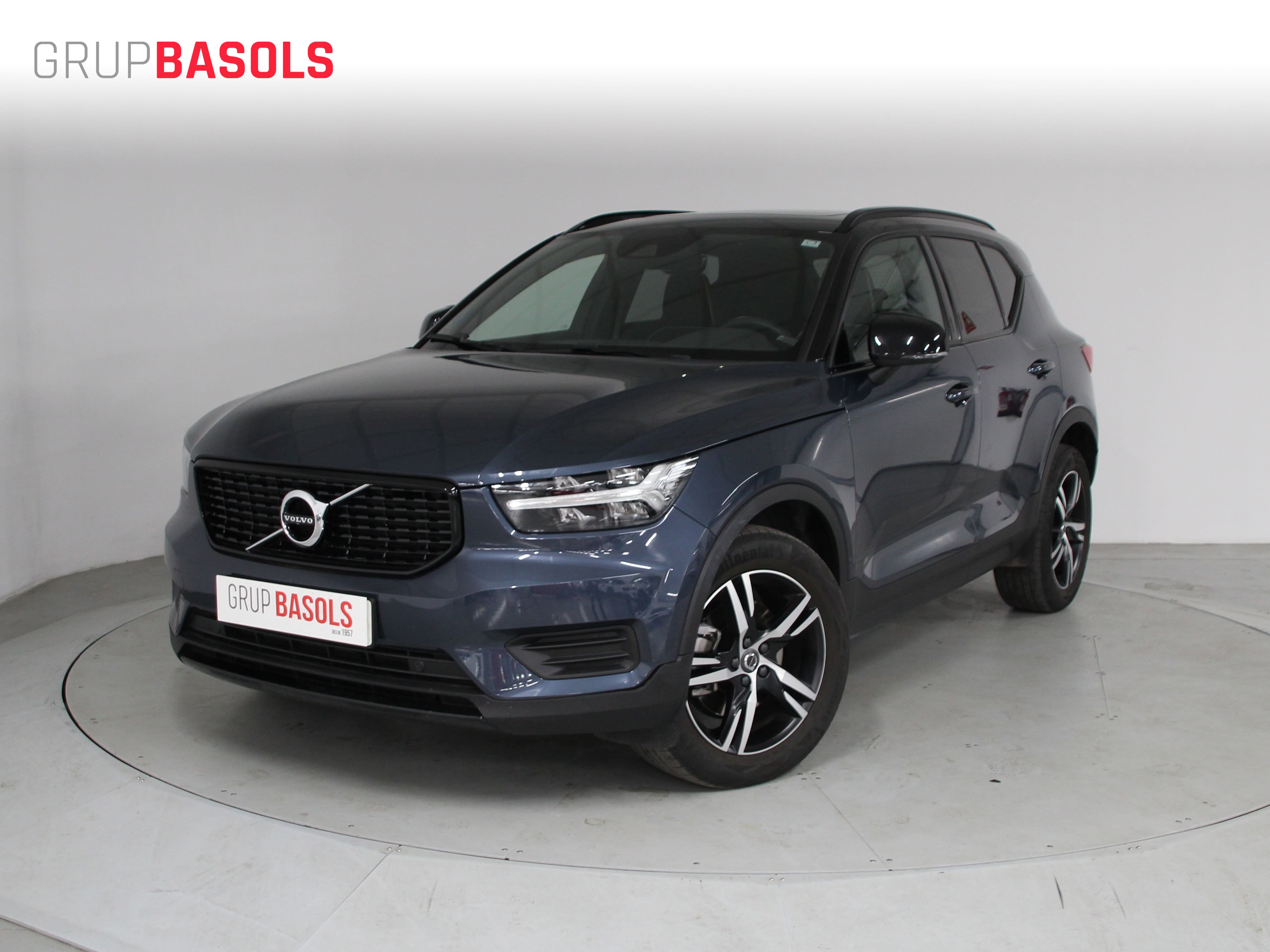 VOLVO XC40 (2.0 B3 G Plus Dark Auto) en Barcelona