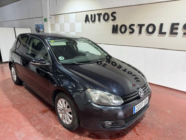 VOLKSWAGEN Golf (1.6TDI CR Advance 105) en Madrid