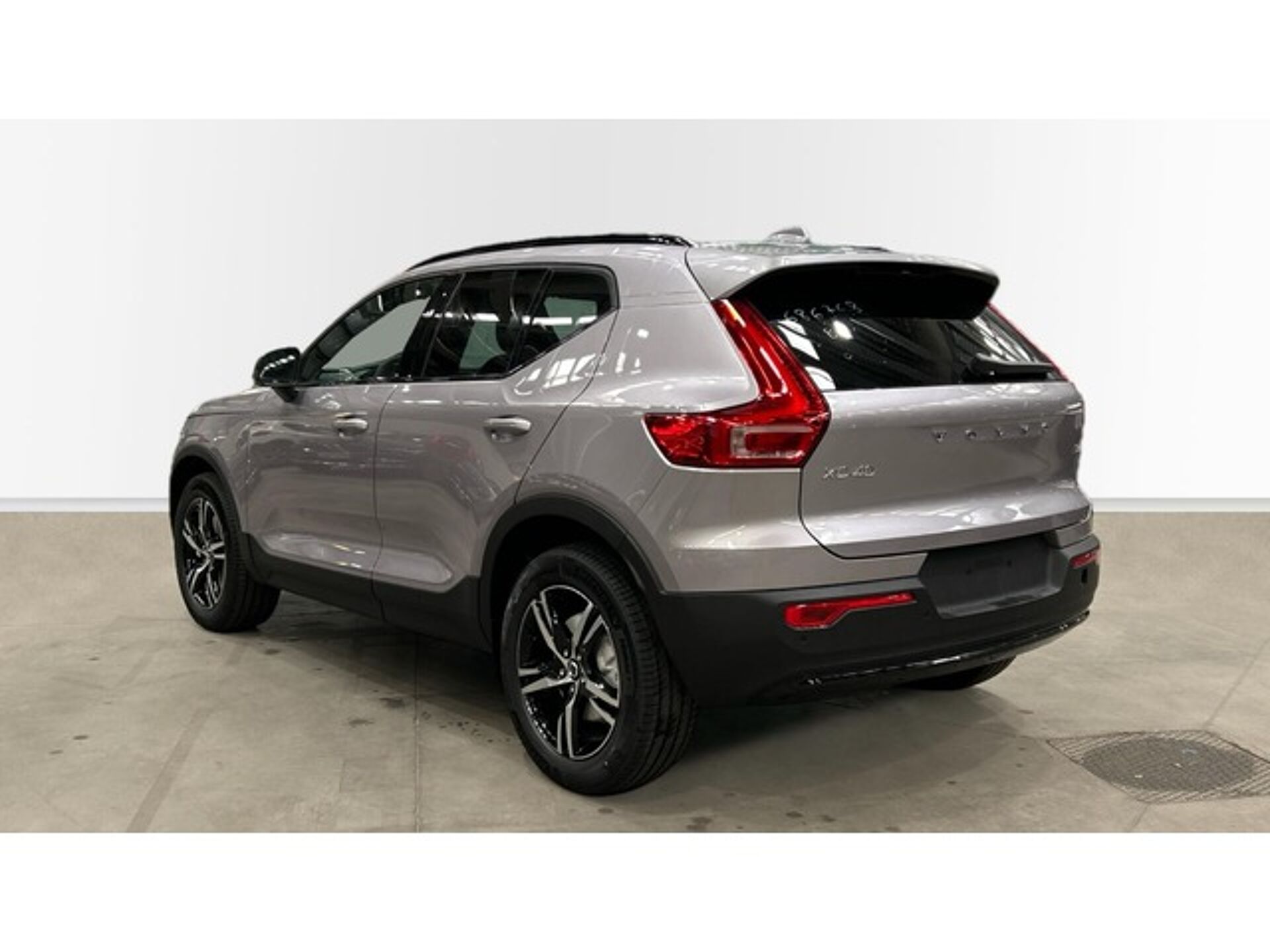 Imagen 2 de VOLVO XC40
