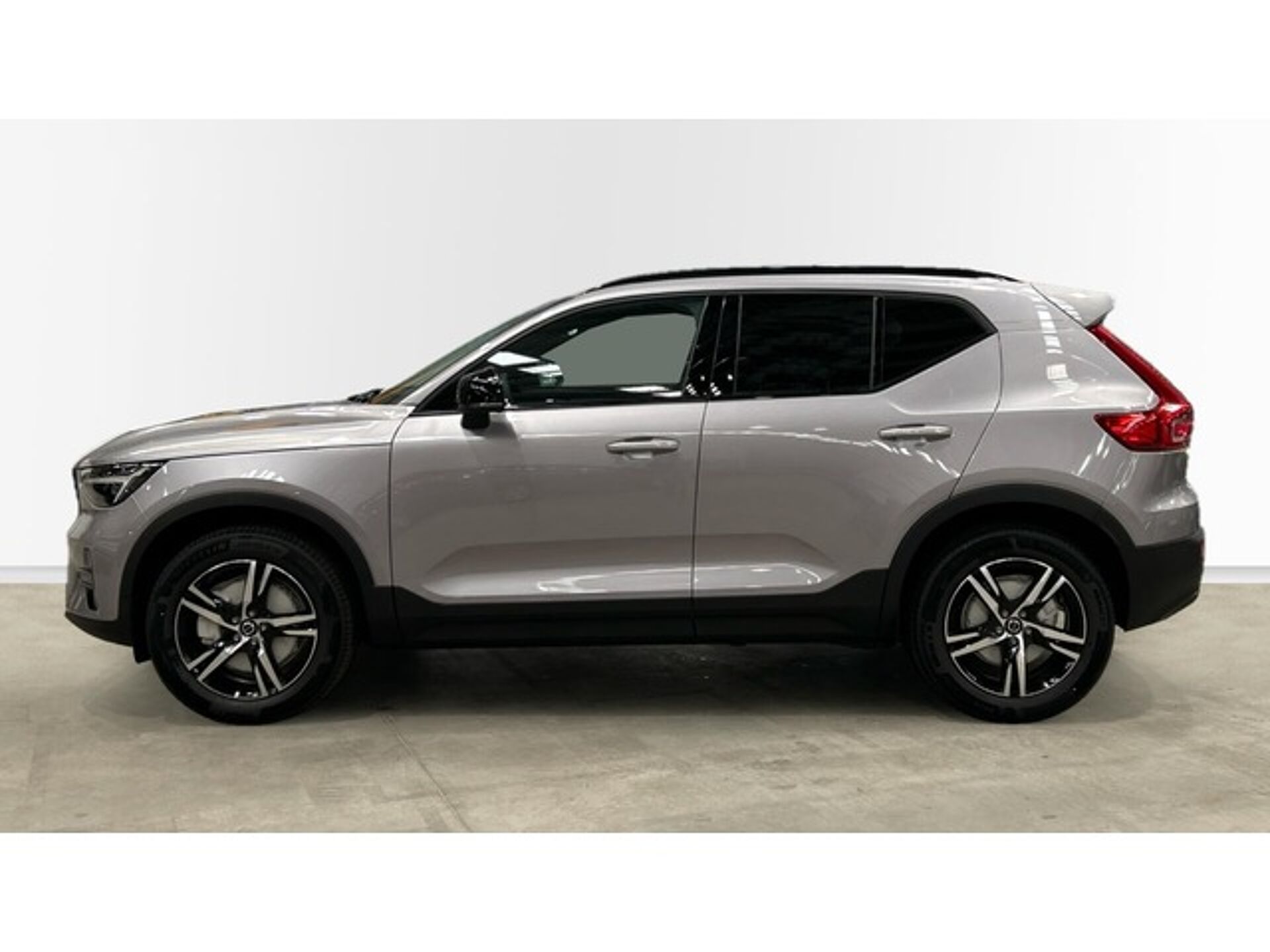 Imagen 3 de VOLVO XC40