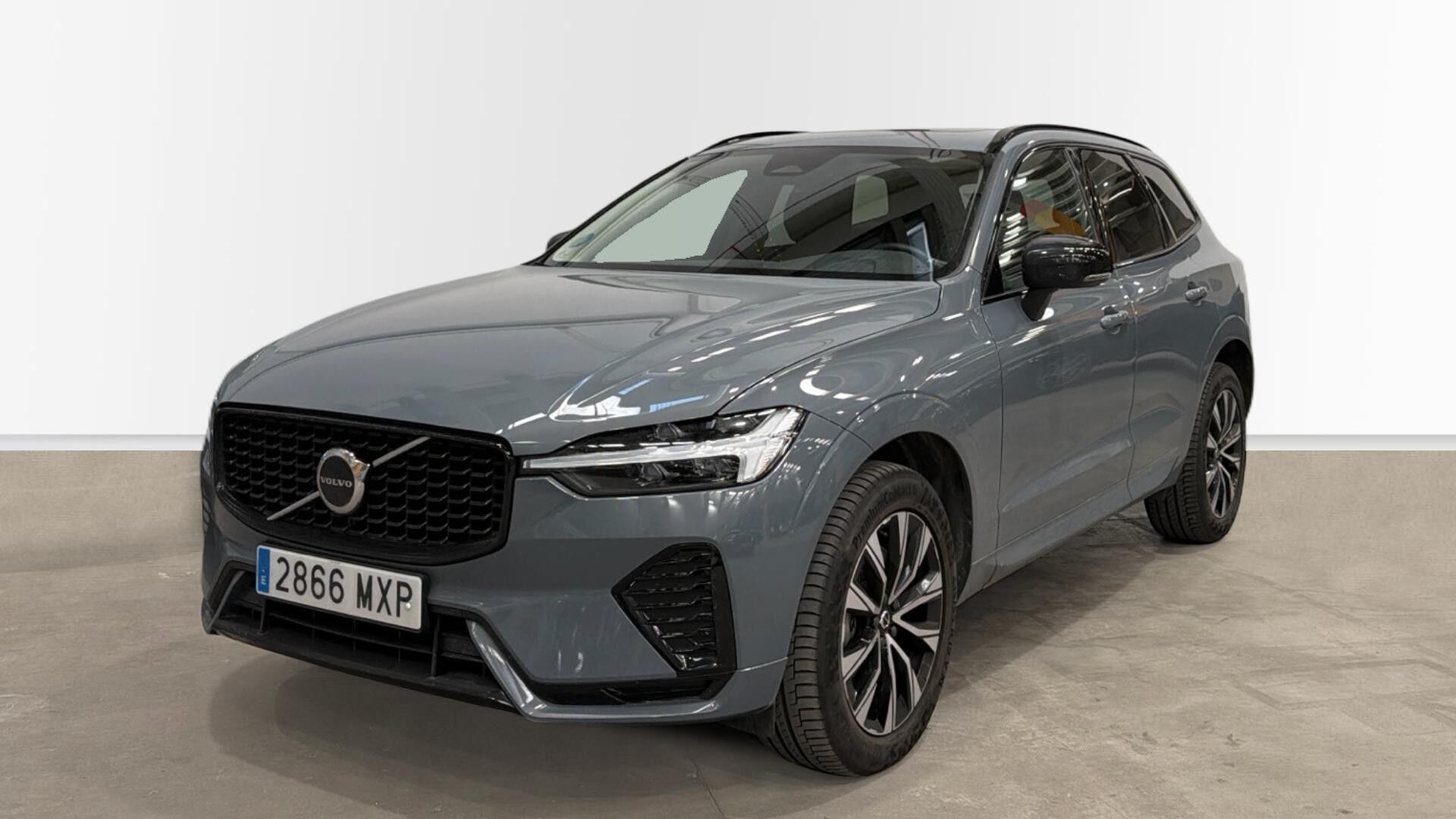 VOLVO XC60 (B4 D Plus Dark Auto 145 kW (197 CV)) en Madrid