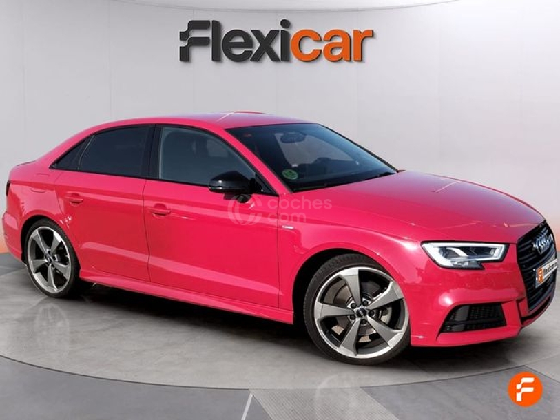Foto del AUDI A3 Sedán 35 TDI S line S tronic 110kW