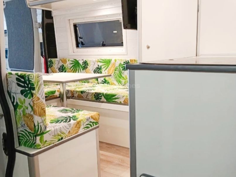 Foto del PEUGEOT Boxer Furgón 2.0BlueHDI 333 L2H2 Pack 130