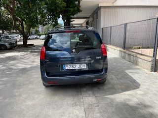 Foto del PEUGEOT 5008 1.6 THP Allure Aut.