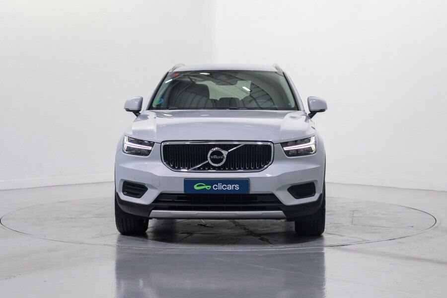 Foto del VOLVO XC40 B4 Momentum Pro AWD Aut.
