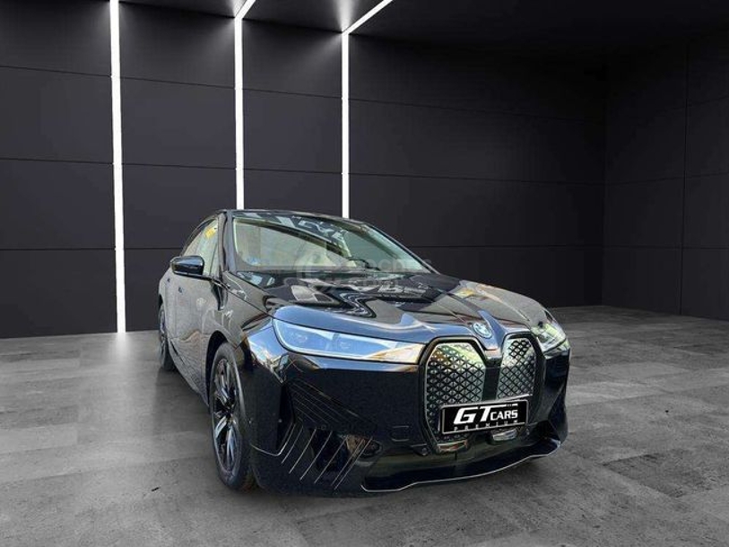 Foto del BMW iX xDrive 40