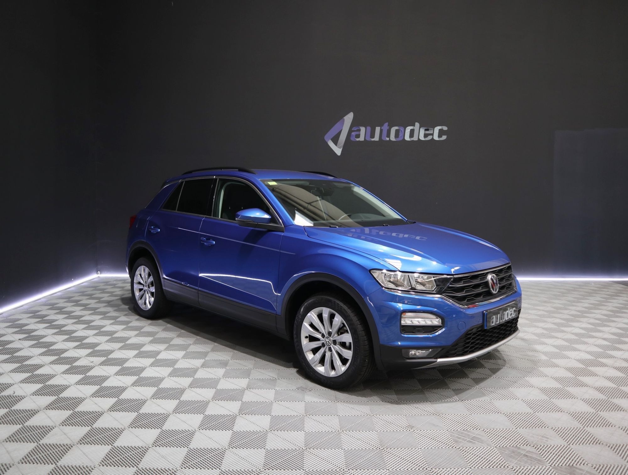 VOLKSWAGEN T-Roc (1.0 TSI Advance 81kW) en Valencia