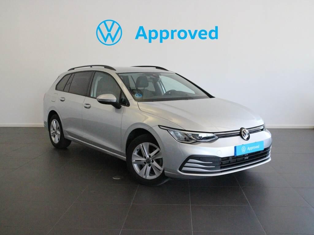 VOLKSWAGEN Golf (Life 1.0 eTSI 81 kW (110 CV) DSG) en Valencia