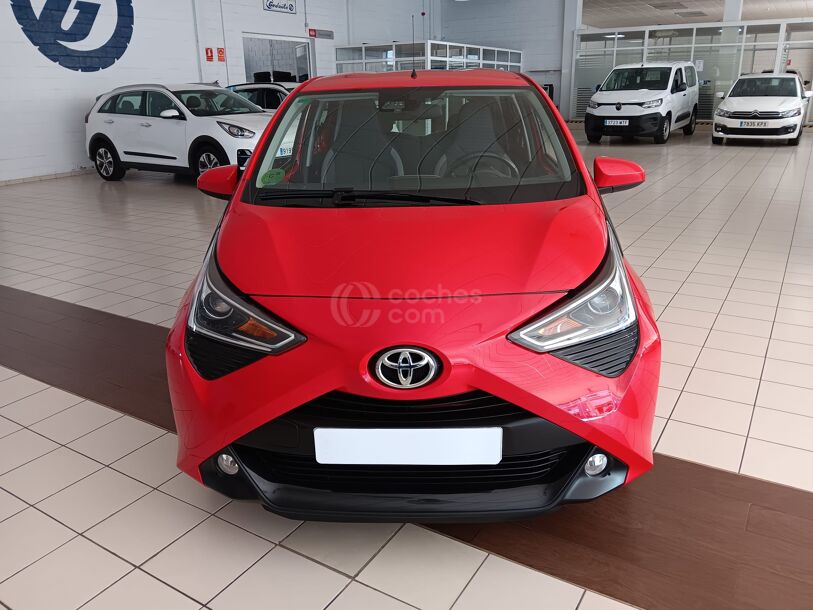 Foto del TOYOTA Aygo 1.0 VVT-i x-clusiv