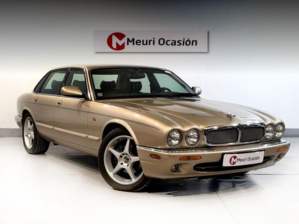 JAGUAR XJ (XJ8 EXECUTIVE) en Vizcaya