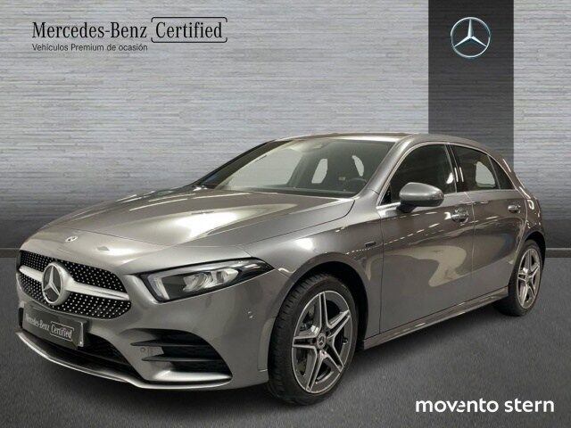 MERCEDES Clase A (250 e 160 kW (218 CV)) en Barcelona