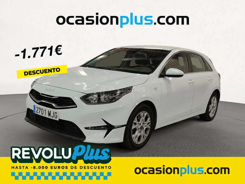 Foto del KIA Ceed 1.6 MHEV iMT Drive 136