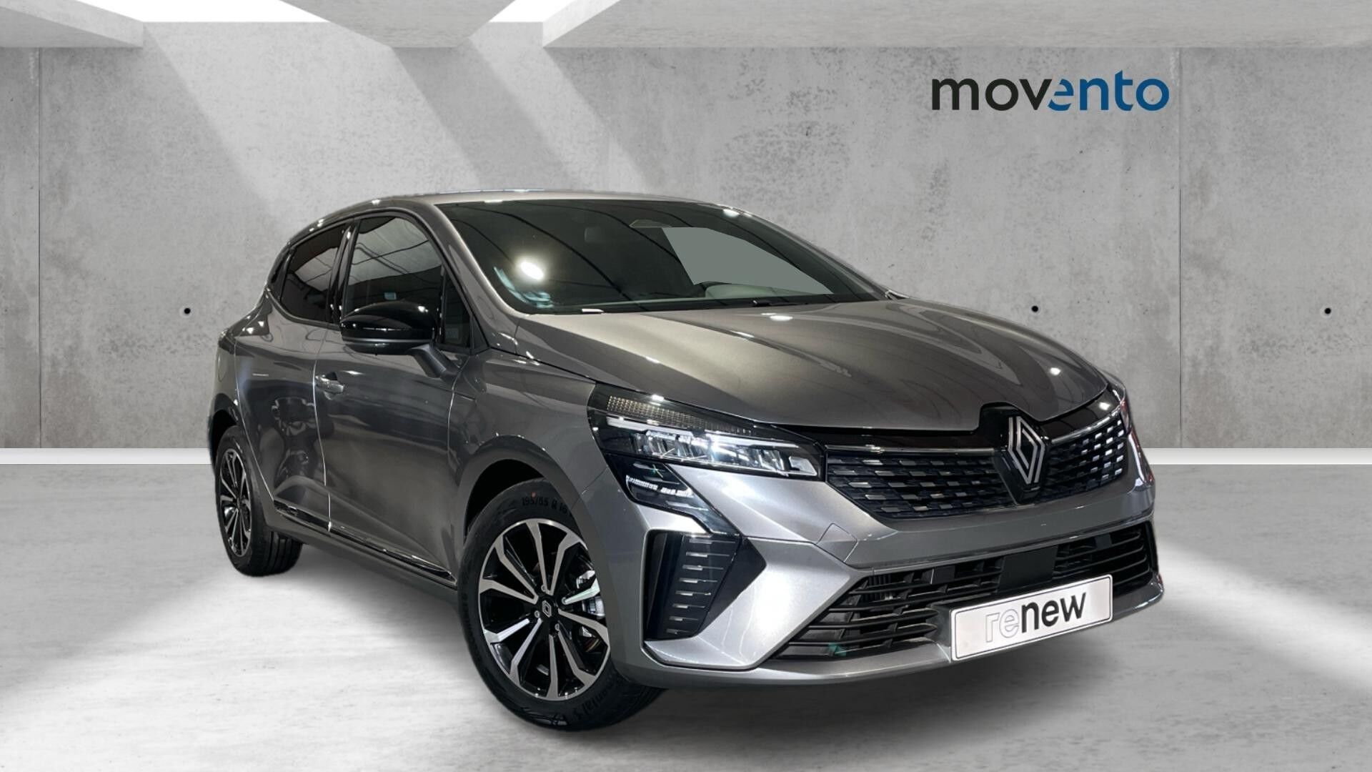 RENAULT Clio (Techno TCe 66 kW (90 CV)) en Barcelona