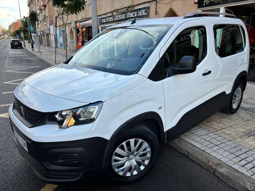 Foto del PEUGEOT Rifter 1.5BlueHDi S&S Standard Active 100