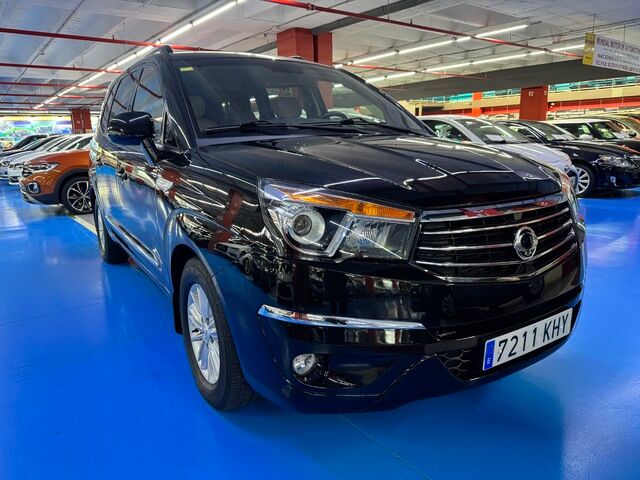 Foto del SSANGYONG KGM Rodius 2.0e-Xdi