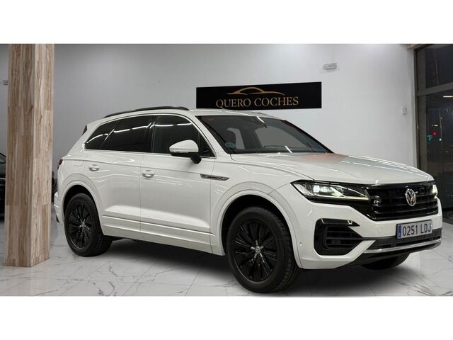 Foto del VOLKSWAGEN Touareg 3.0TDI V6 R-Line Tiptronic 4Motion 170kW
