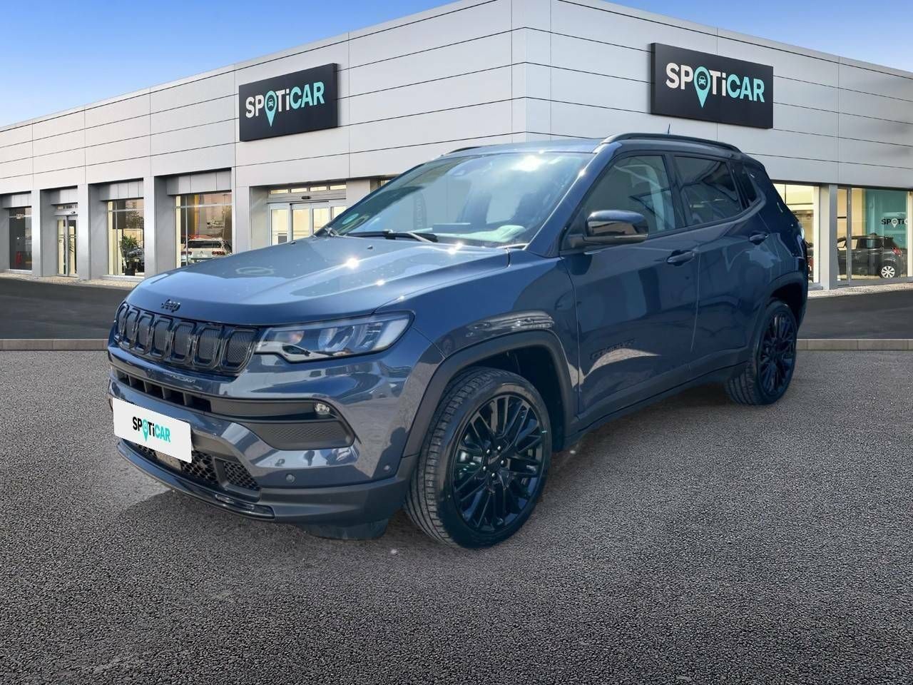 JEEP Compass ( 1.6 Mjet 96kW(130CV)  FWD Night Eagle) en Sevilla