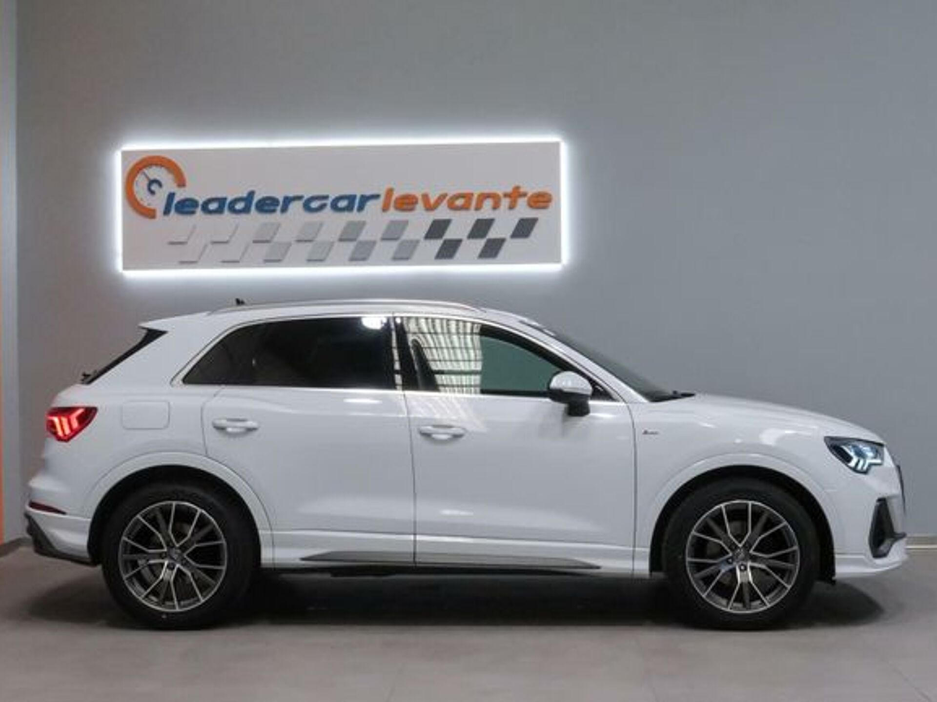 Imagen 3 de AUDI Q3
