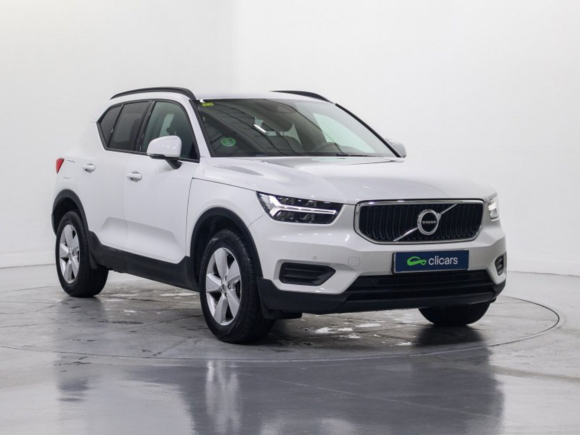 Imagen 3 de VOLVO XC40