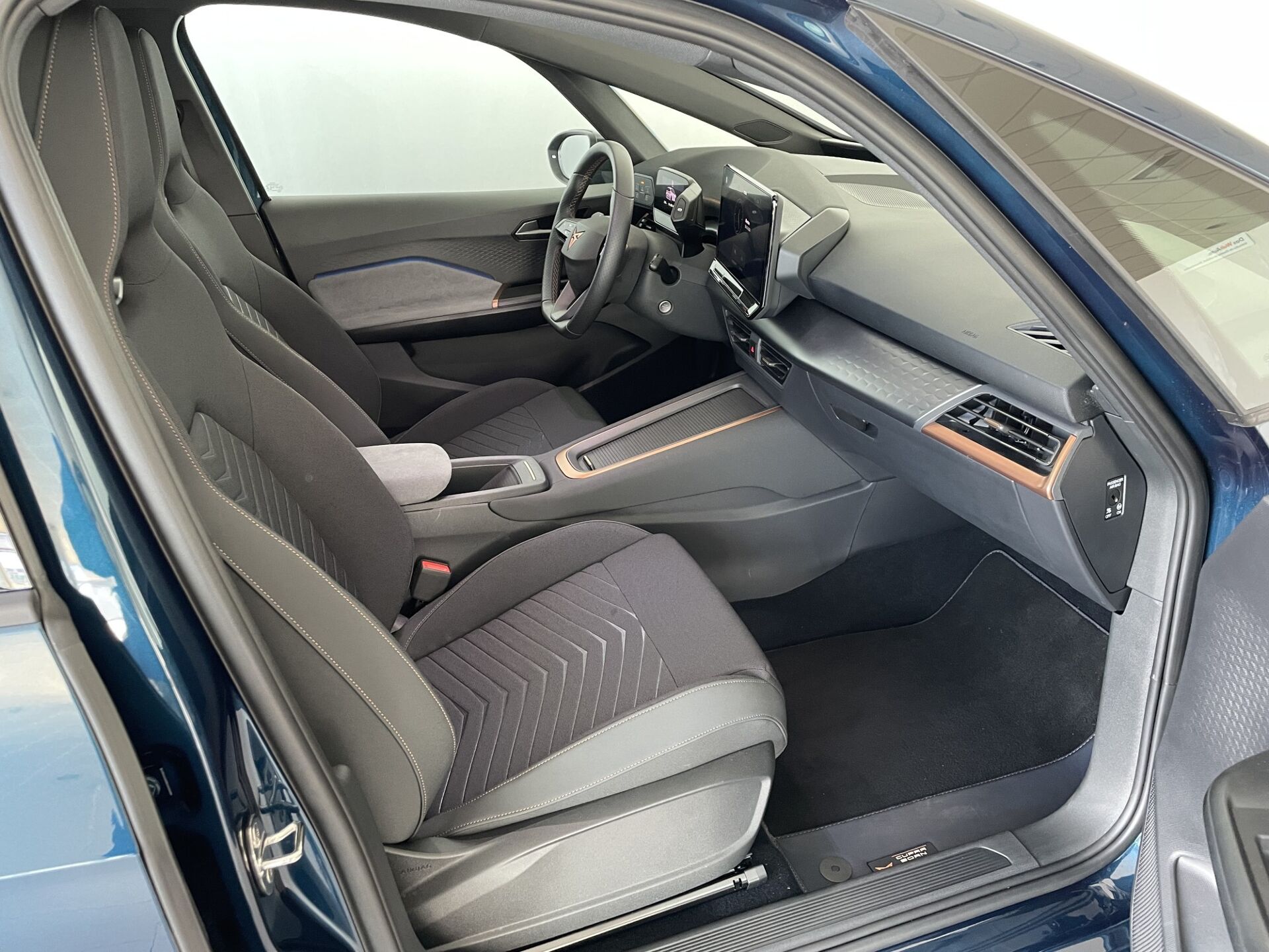 Imagen 3 de CUPRA Born