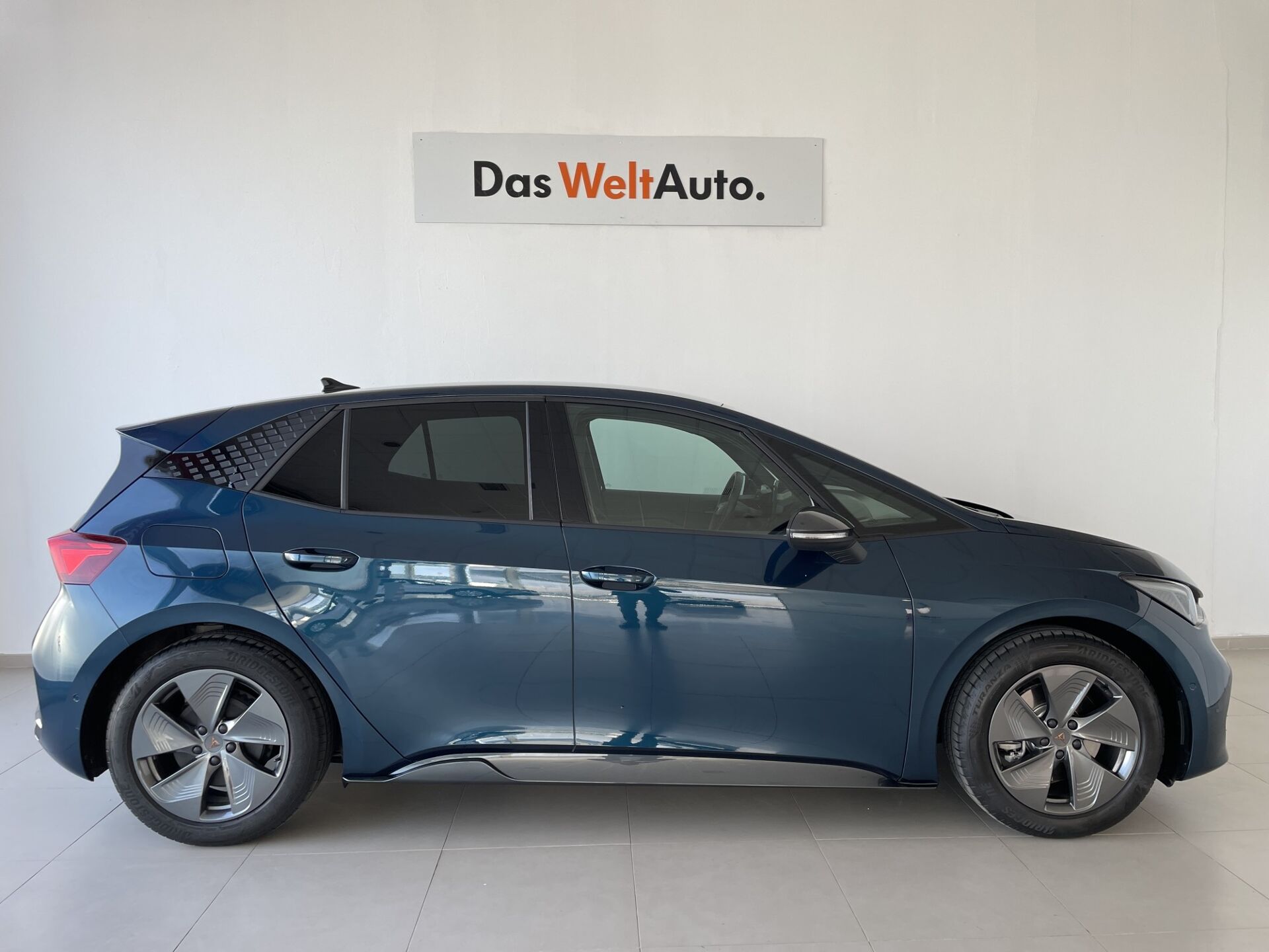 Imagen 2 de CUPRA Born