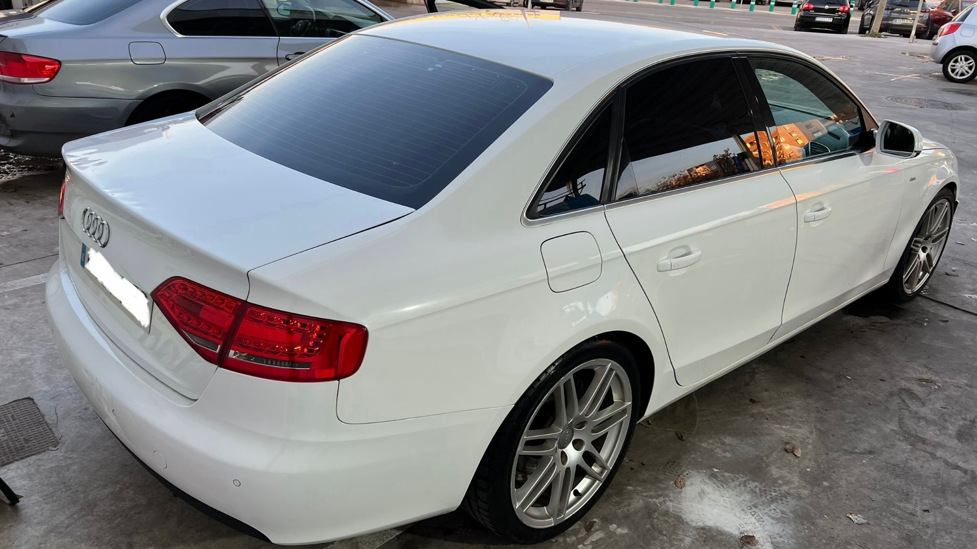 Foto del AUDI A4 2.0TDI Multitronic DPF 143