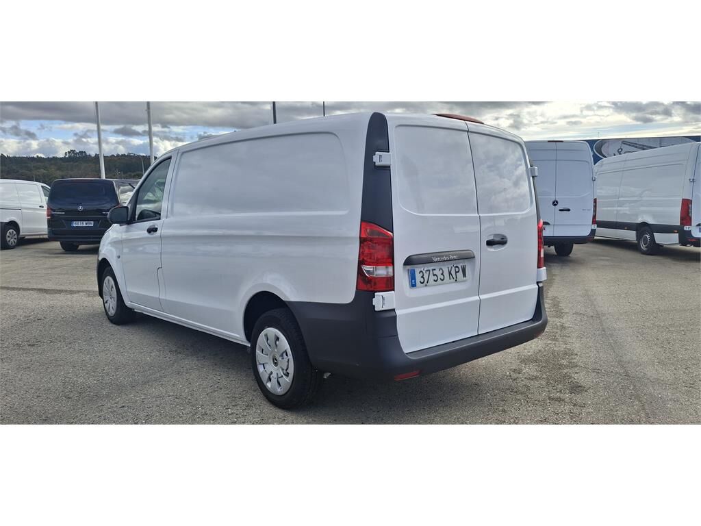 Foto del MERCEDES Vito Tourer 111 CDI Select Larga