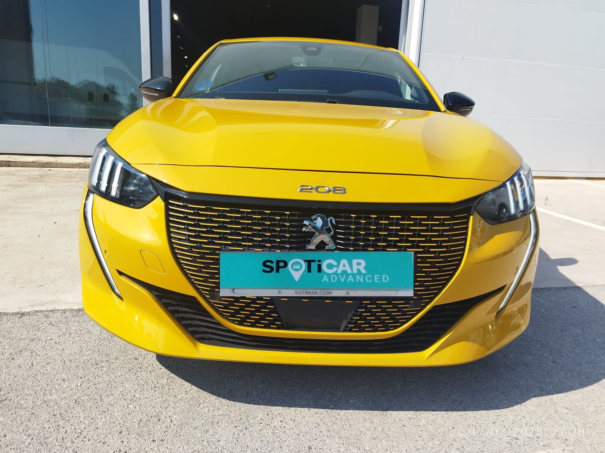 PEUGEOT 208 (Eléctrico GT) en Barcelona