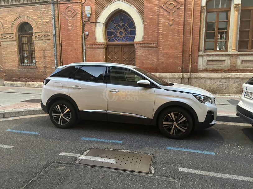 Foto del PEUGEOT 3008 1.2 S&S PureTech Allure 130