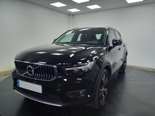 VOLVO XC40 (T4 Recharge 129 + 82ch Business DCT 7) en Madrid