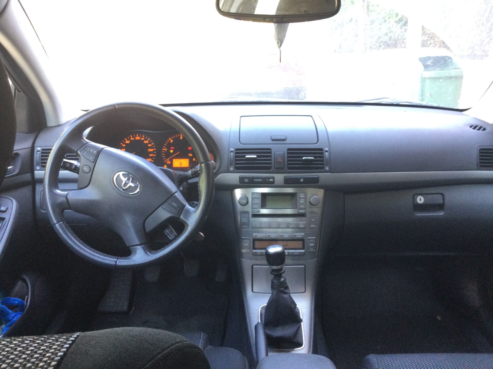 Foto del TOYOTA Avensis 2.2D-4D Active