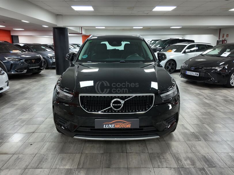 Foto del VOLVO XC40 D3 Momentum Aut.