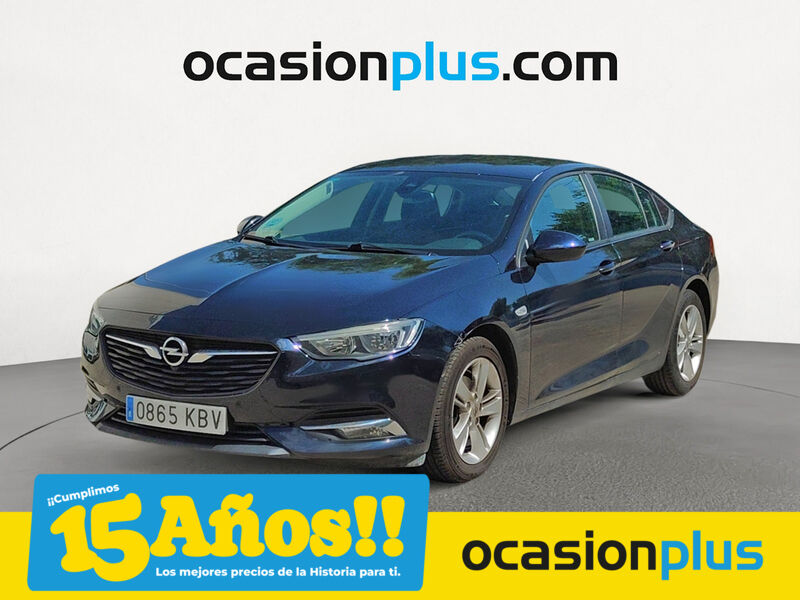 OPEL Insignia (GS 1.5 Turbo XFL ecoTEC Selective 103 kW (140 CV)) en Madrid