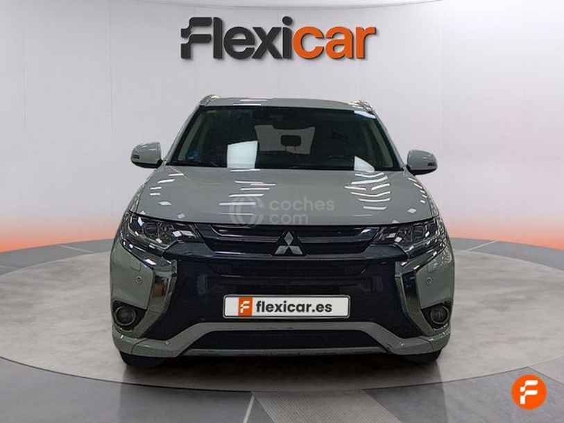 Foto del MITSUBISHI Outlander PHEV Kaiteki 4WD