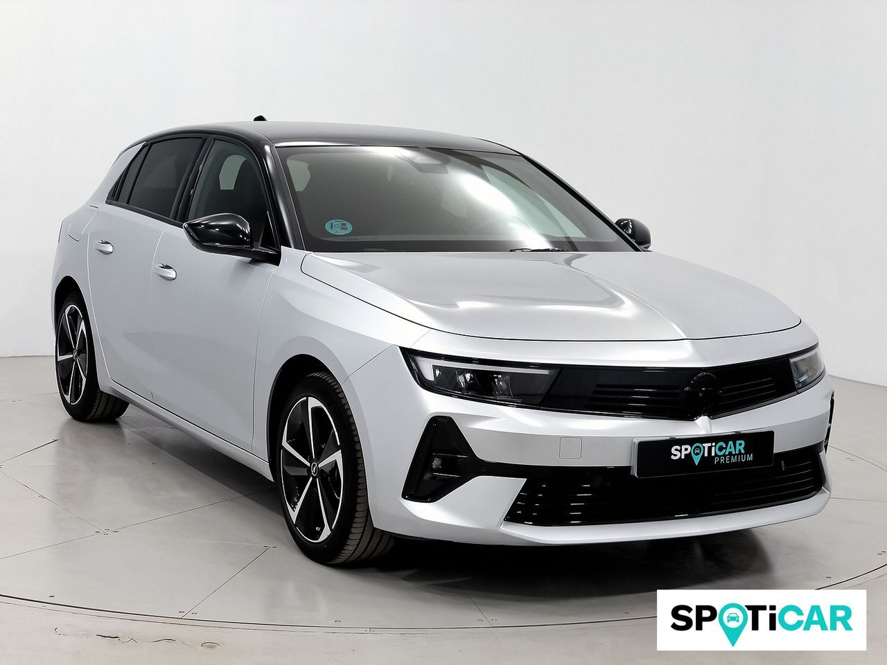 Foto del OPEL Astra 1.2T XHT S-S GS 130