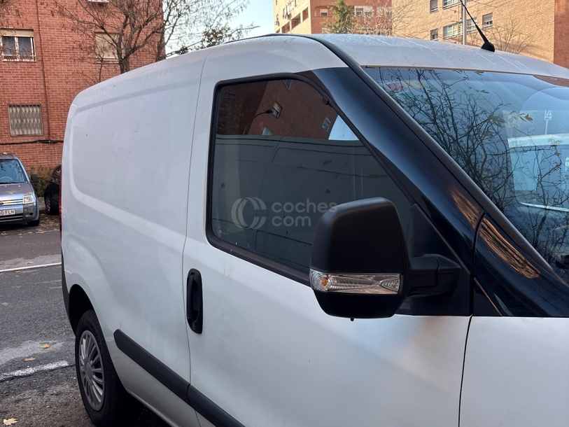 Foto del FIAT Dobló Cargo 1.6Mjt SX XL 89kW