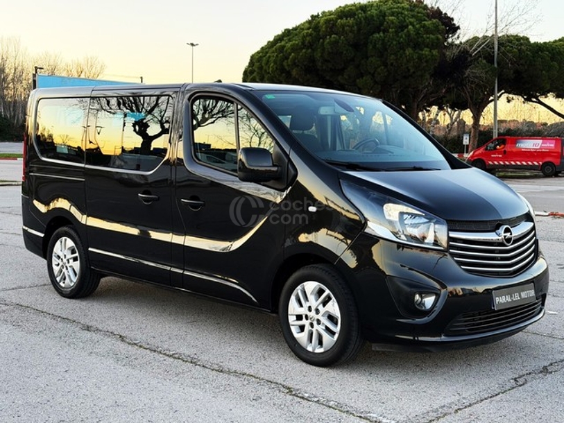 Foto del OPEL Vivaro Combi 9 1.6CDTi Biturbo S-S 27 L1 Plus 145