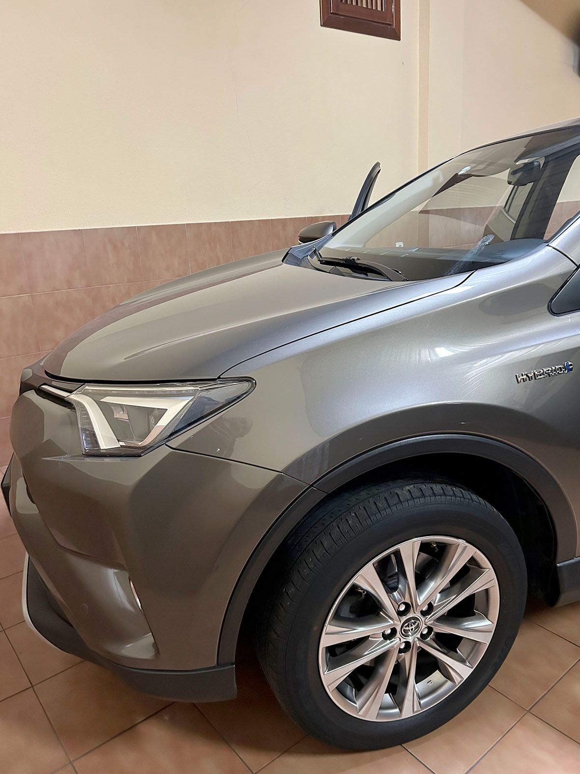 Foto del TOYOTA RAV-4 2.5 hybrid 2WD Advance