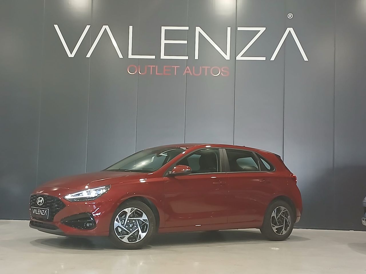 HYUNDAI i30 (1.0 TGDI 100CV 48V KLASS) en Córdoba