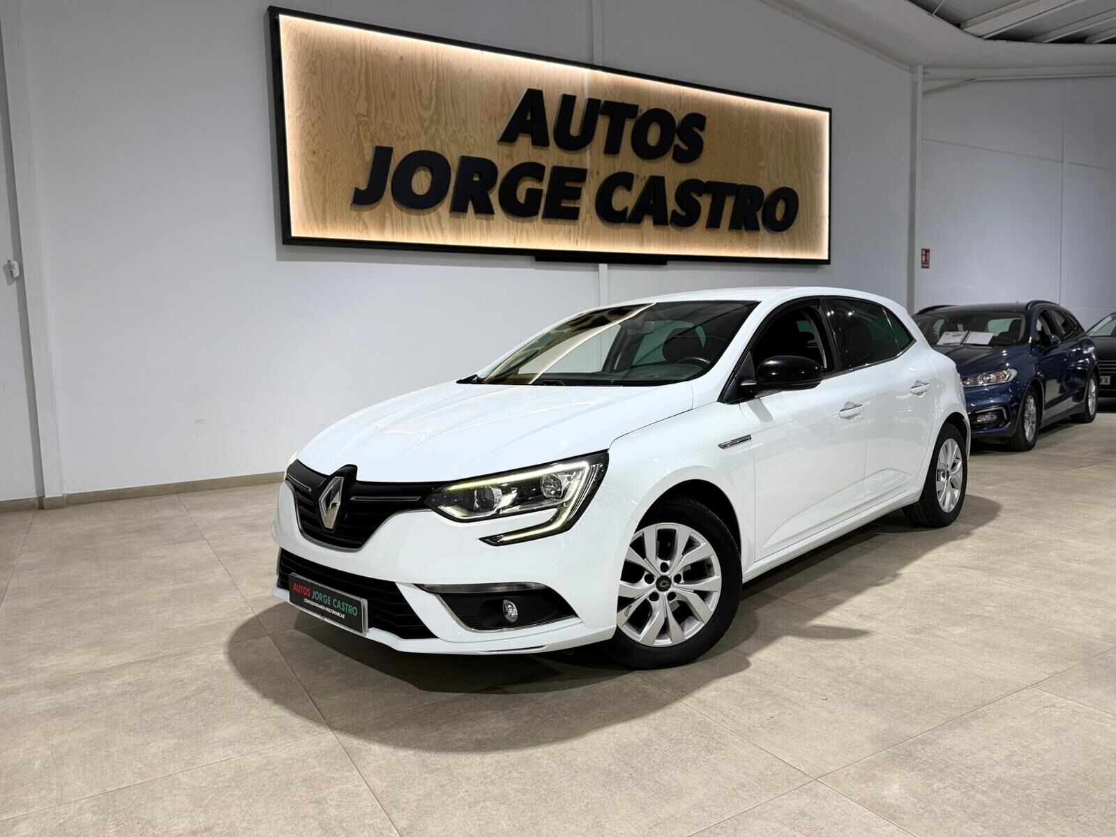 RENAULT Mégane (Limited + Blue dCi 70kW (95CV)) en Sevilla
