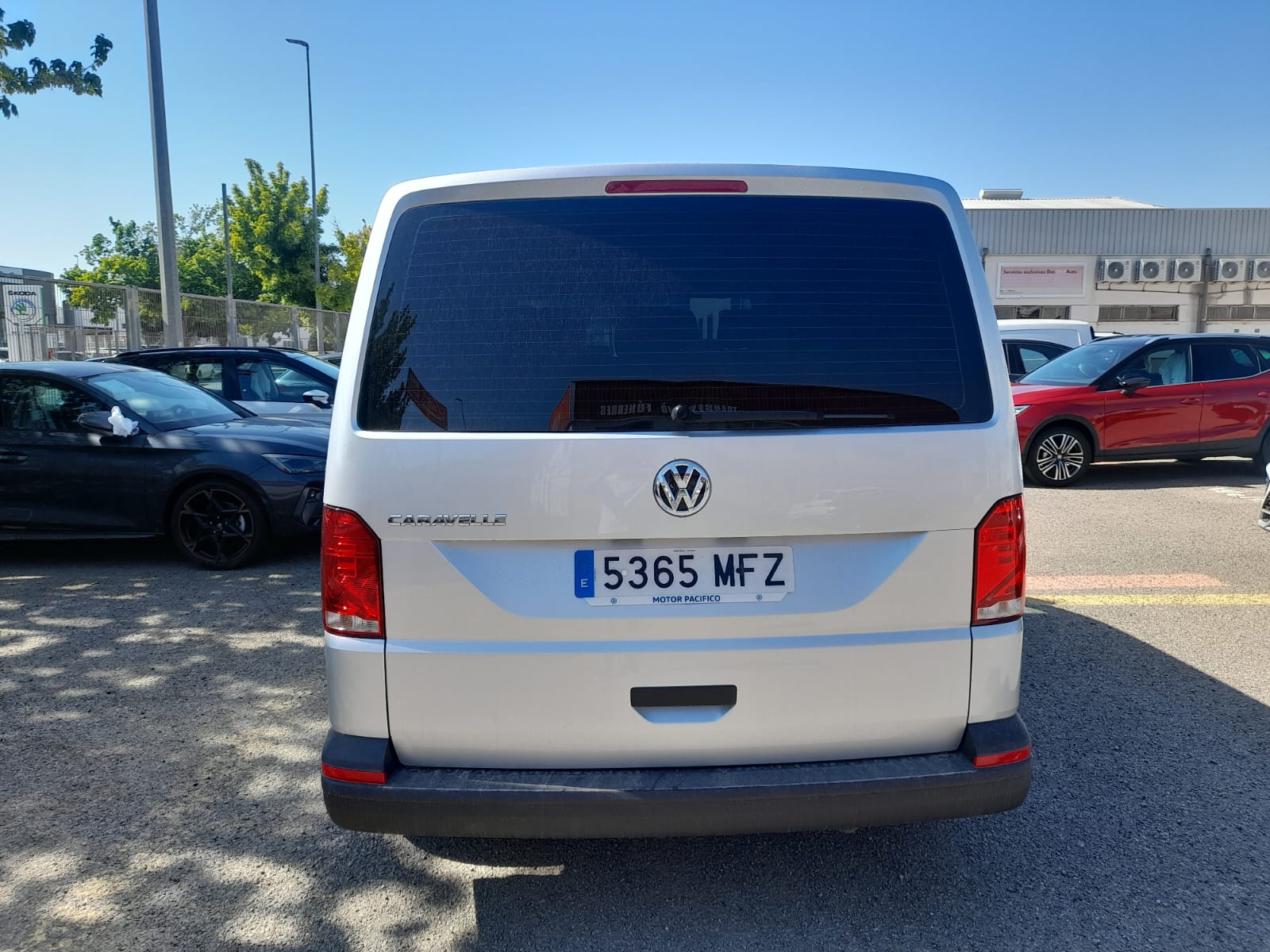 Foto del VOLKSWAGEN Caravelle 2.0TDI BMT Origin Batalla Corta DSG 110kW