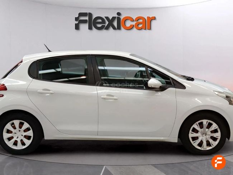 Foto del PEUGEOT 208 1.6BlueHDi Business Line 75