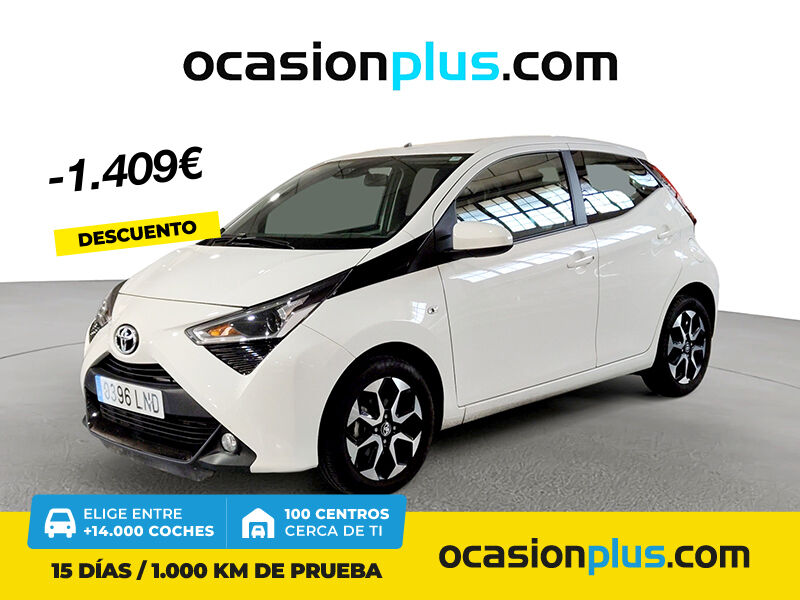 TOYOTA Aygo (1.0 70 x-play 53 kW (72 CV)) en Madrid