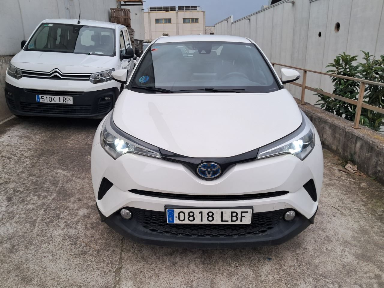 Foto del TOYOTA C-HR 125H Active