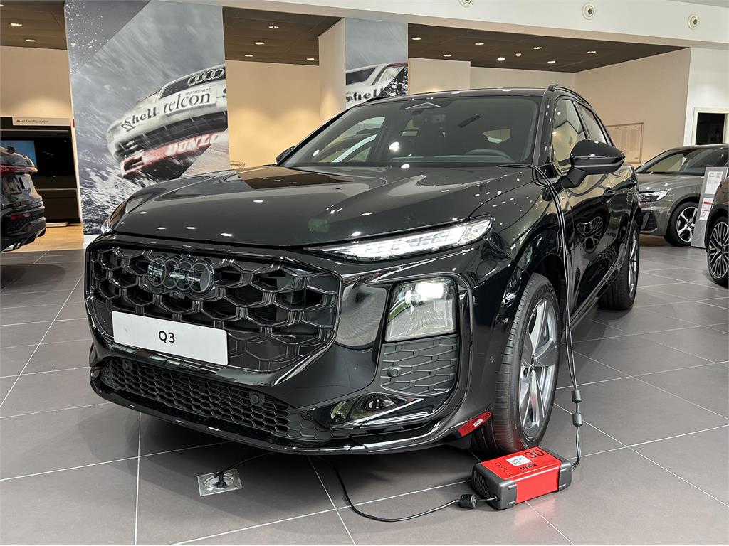 AUDI Q3 (S line TDI 110 kW S tronic) en Barcelona