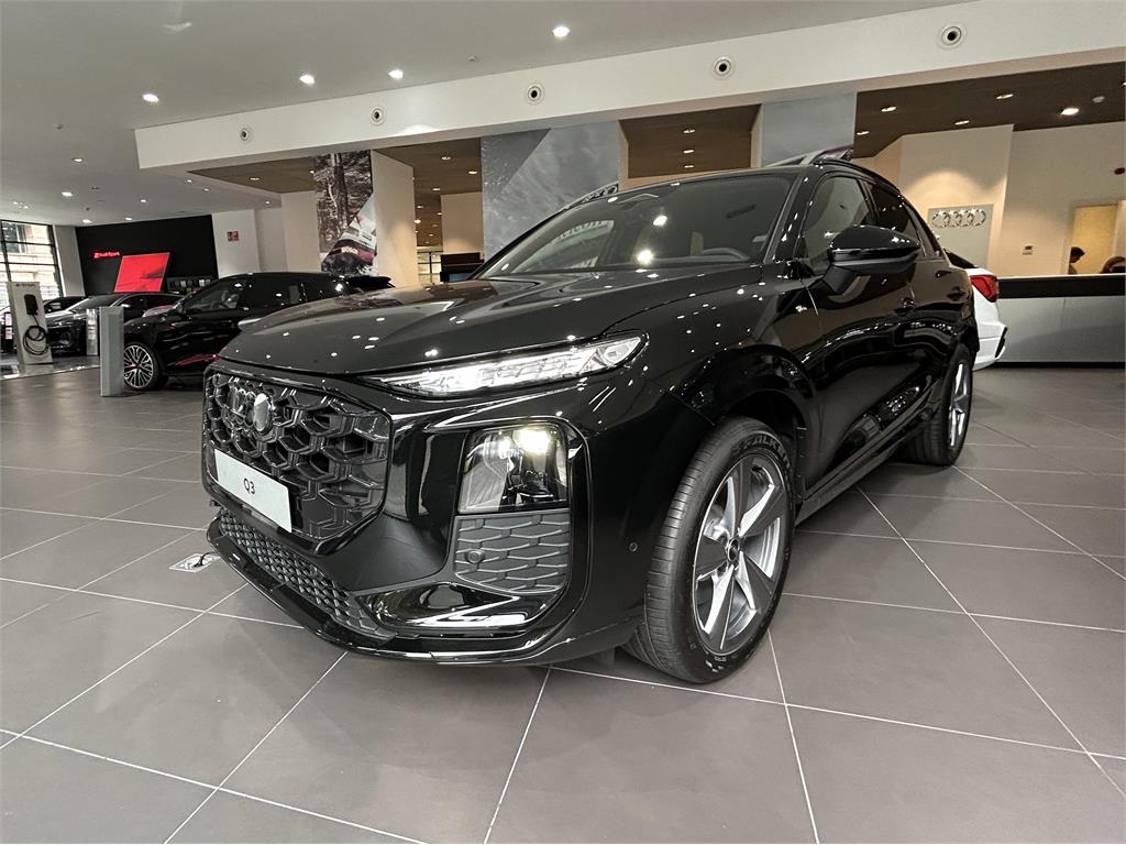 AUDI Q3 (S line TDI 110 kW S tronic) en Barcelona