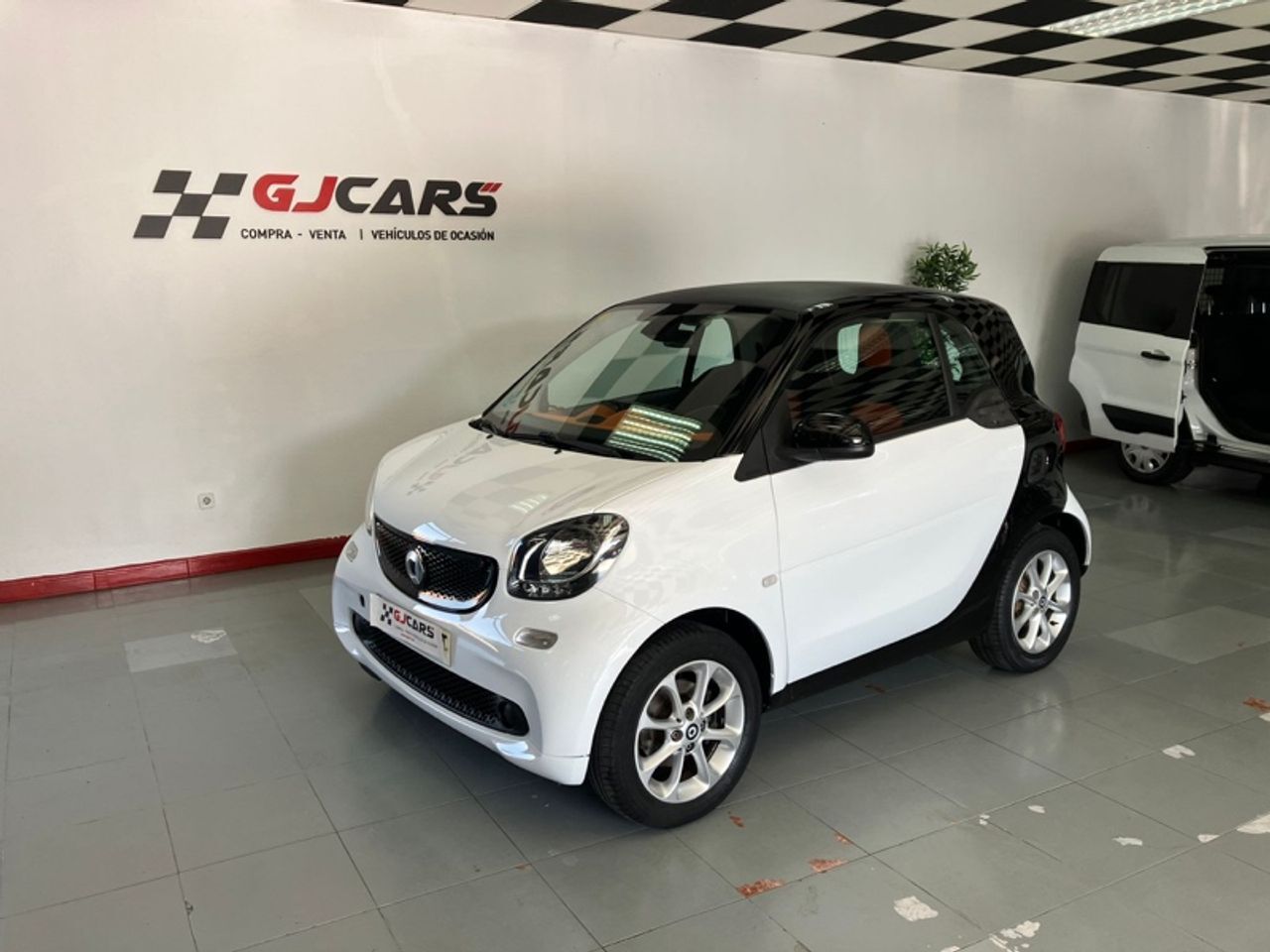 SMART Fortwo (Coupé 52 Passion) en Asturias